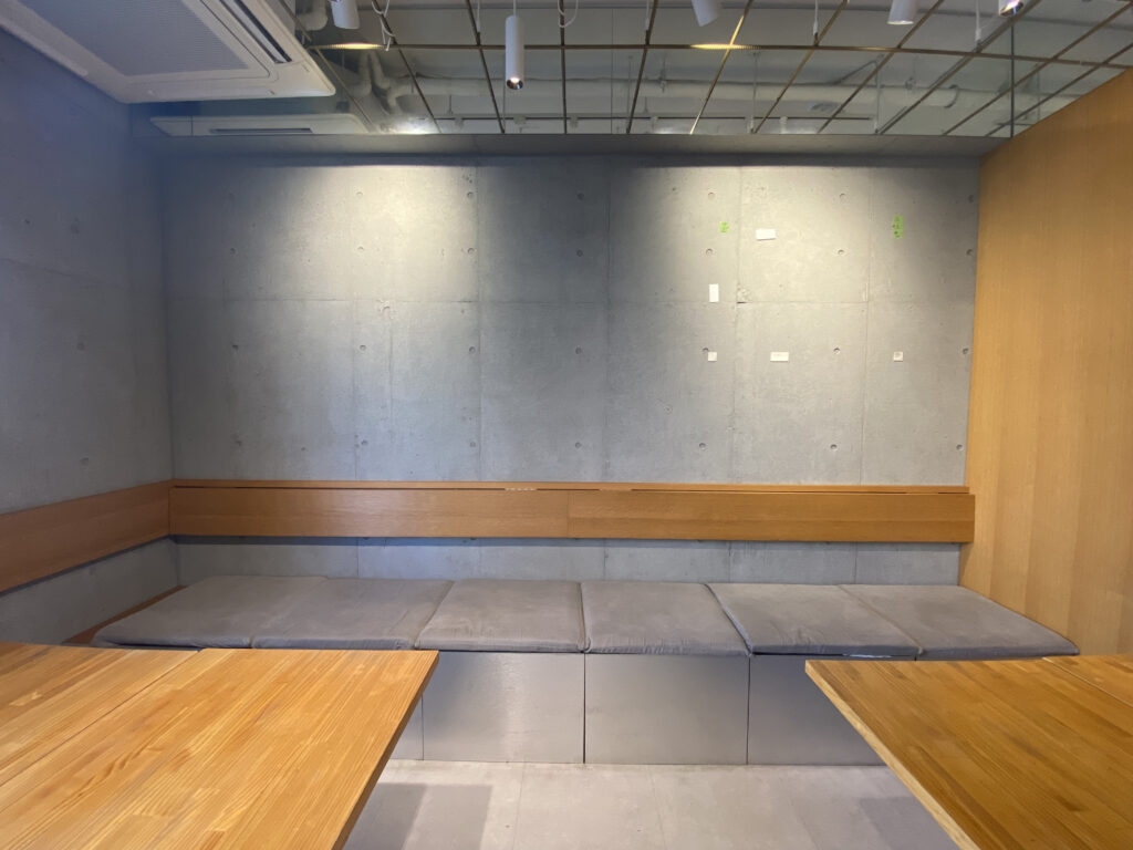 目黒区　飲食店　オーダーソファー
