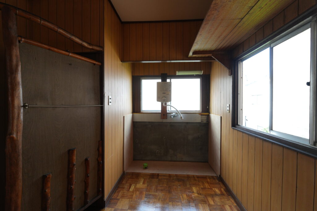 墨田区　戸建　賃貸物件　リフォーム　造作　洗面台